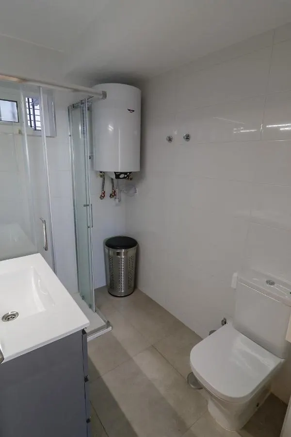 New Sunny Close To The Beach Sea Views بينالماذينا